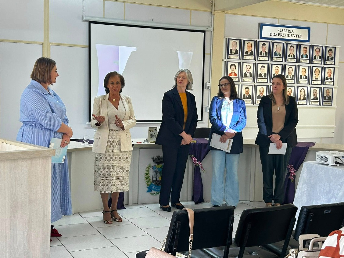 Câmara Municipal de Vereadores sedia Oficina de Autocuidado voltada a mulheres em posições de liderança